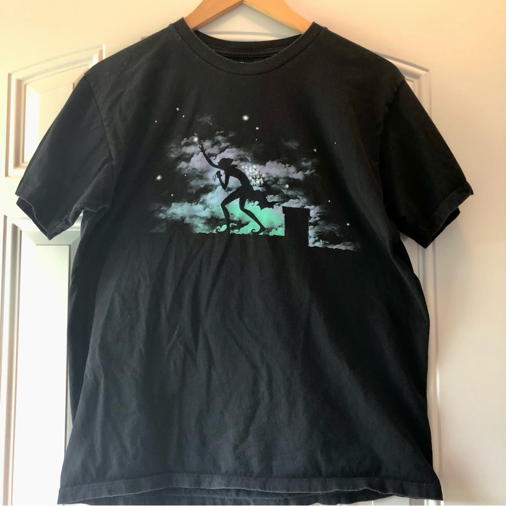 Threadless tee “Sky Thief”, guys size Medium.